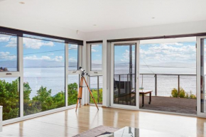 'Syrrah Serenity' Beachfront Bliss at Opossum Bay